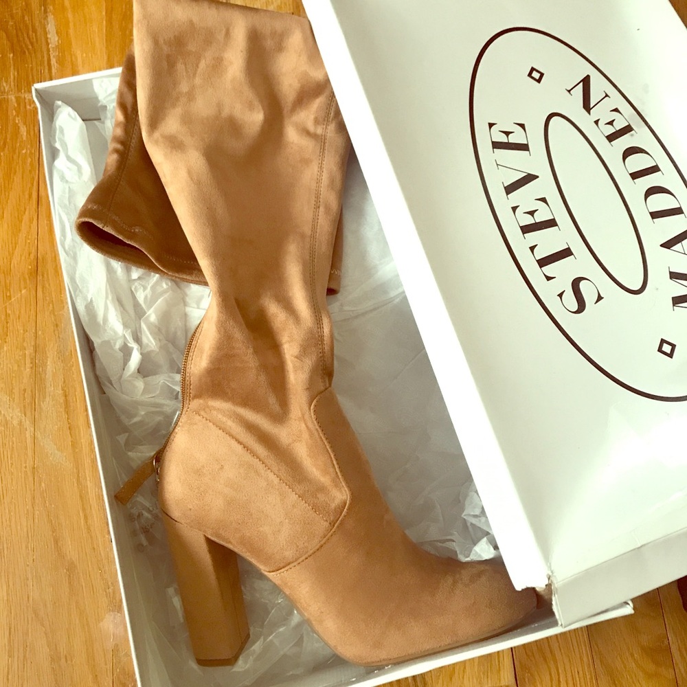 STEVE MADDEN OVER THE KNEE BOOTS